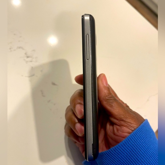 TracFone wireless, android black and silver - Picture 2 of 11